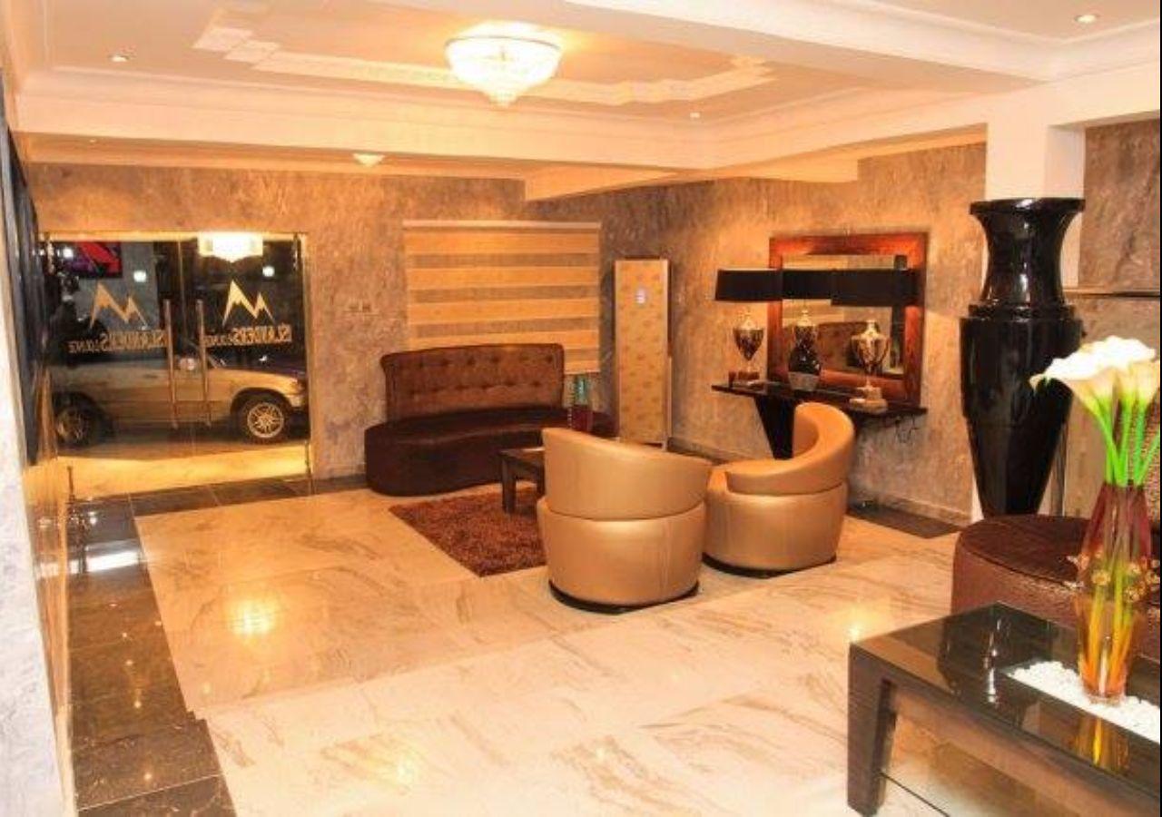 Islanders Lounge Hotel Lagos Exterior photo